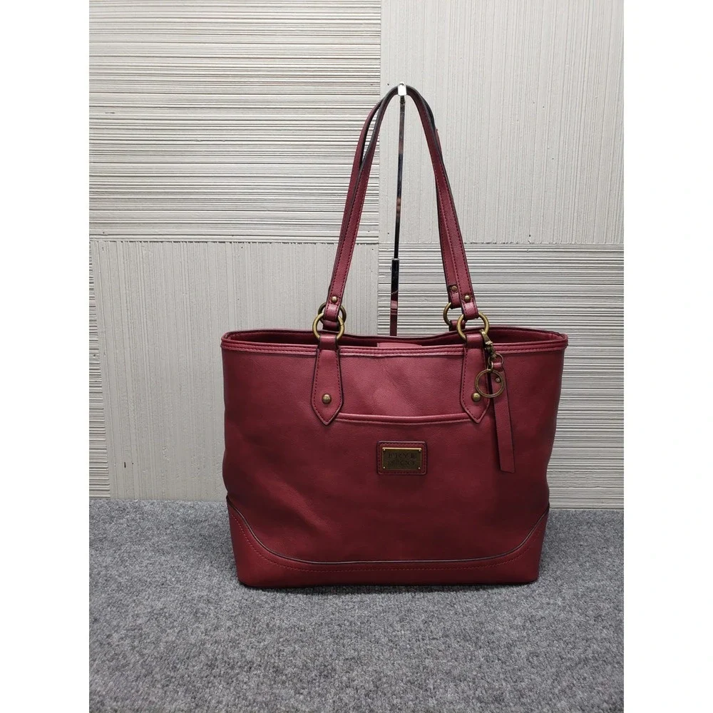 Frye And Co Women Handbag Maroon Snap Inner Pocket Lined Gold Ring Hardware City